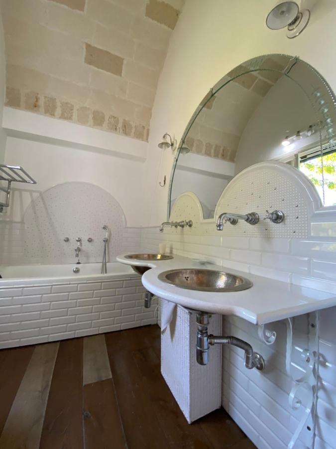 Villa Encantamiento - Dimora Gelsomino - Masseria Storica Nel Cuore Della Puglia Con Piscina Latiano Екстер'єр фото