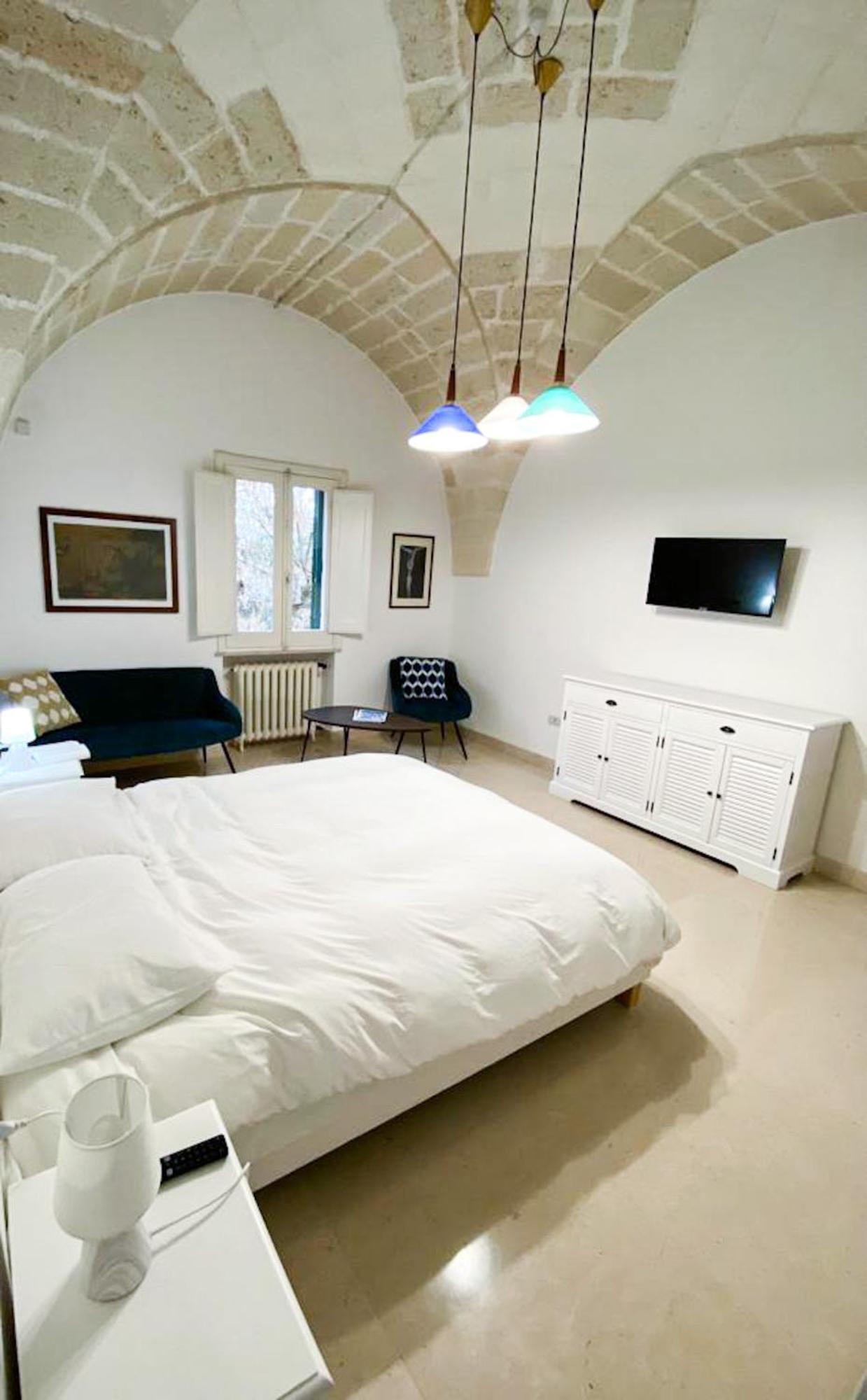 Villa Encantamiento - Dimora Gelsomino - Masseria Storica Nel Cuore Della Puglia Con Piscina Latiano Екстер'єр фото